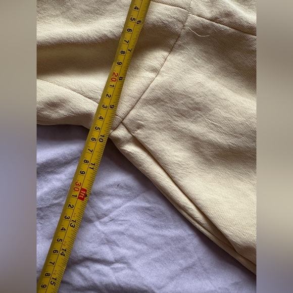 Wilfred by Aritzia Butter Yellow Wide Leg Jumpsuit Tie Back Sleeveless Size 00 - Picture 5 of 12